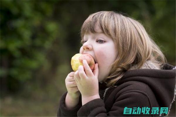 早上吃苹果会变黑吗 (早晨吃苹果变 毒苹果 爱吃苹果的你知道吗 3个吃苹果的误区)
